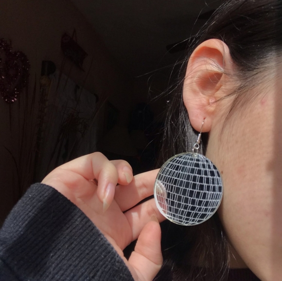 Mirrored disco ball earrings - Picture 4 of 12